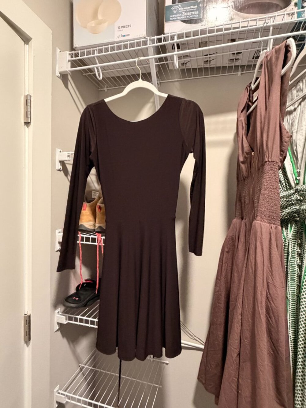 Aym Dress - Picture 2 of 4